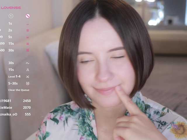 -FemaleEssence- live cam on BongaCams