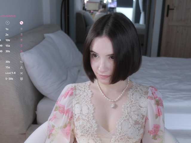 -FemaleEssence-