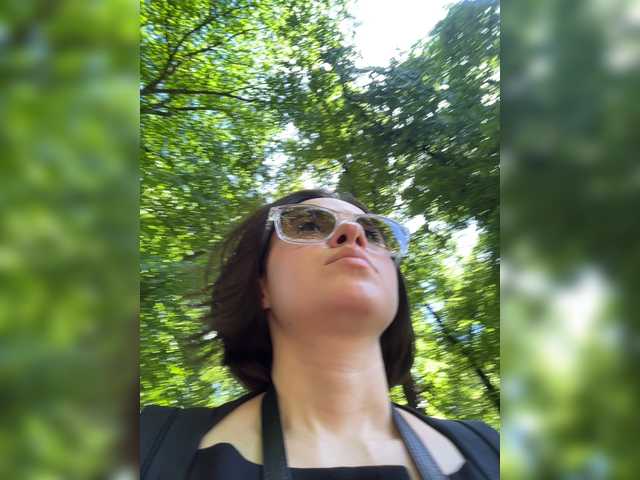 -FemaleEssence- live cam on BongaCams
