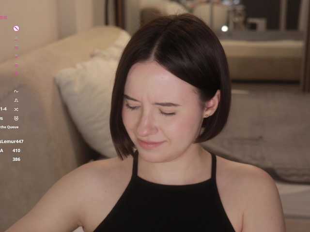 -FemaleEssence- live cam on BongaCams