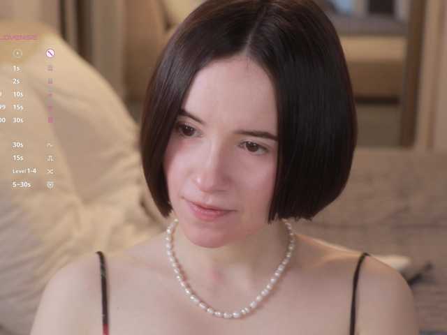 -FemaleEssence-