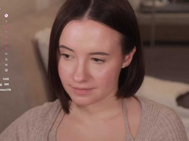 -FemaleEssence- live cam on BongaCams