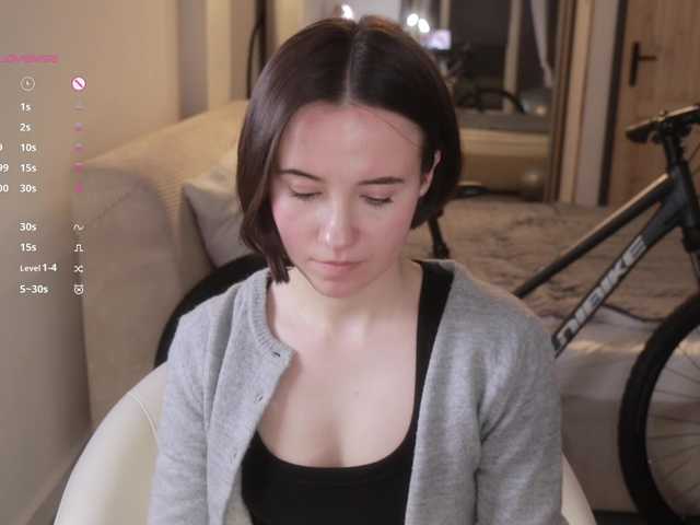-FemaleEssence- live cam on BongaCams