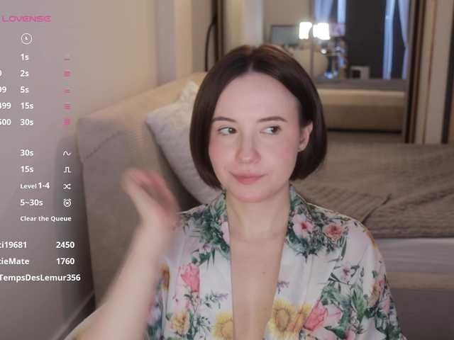 -FemaleEssence- live cam on BongaCams