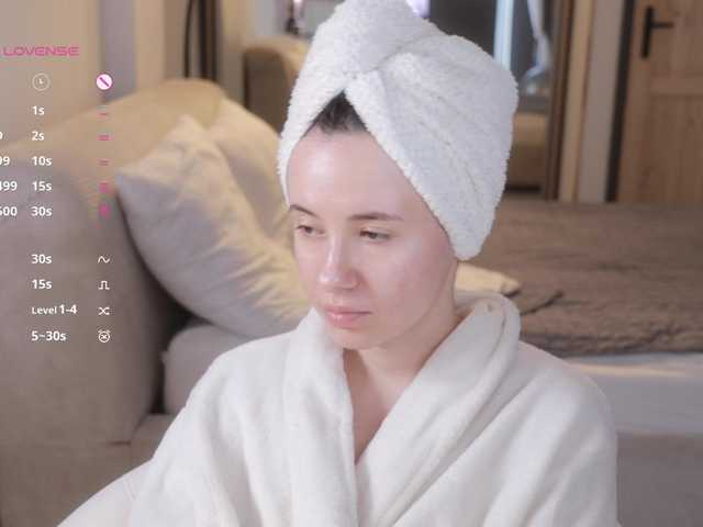 -FemaleEssence-