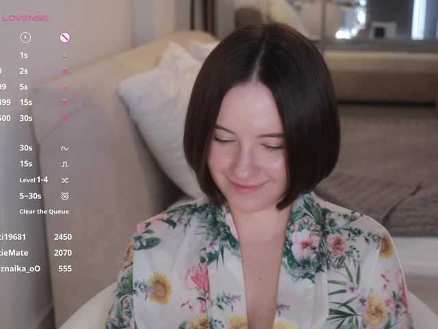 -FemaleEssence- live cam on BongaCams