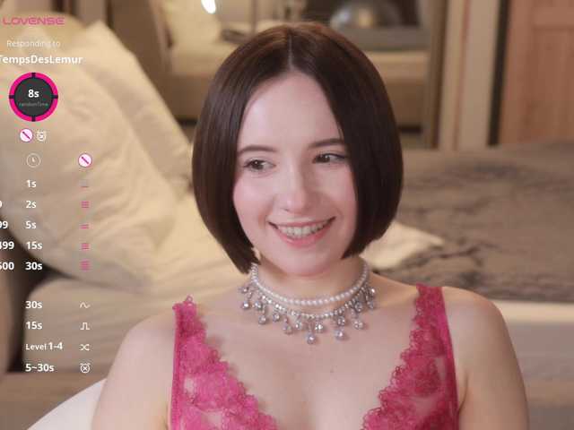 -FemaleEssence- live cam on BongaCams