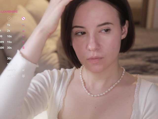 -FemaleEssence-