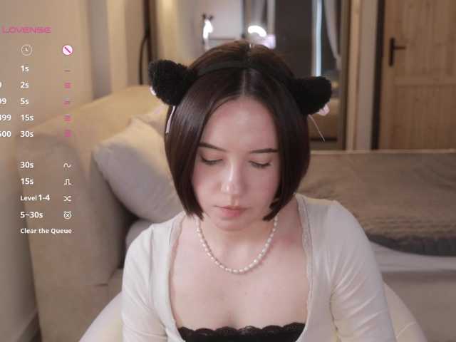 -femaleessence- online