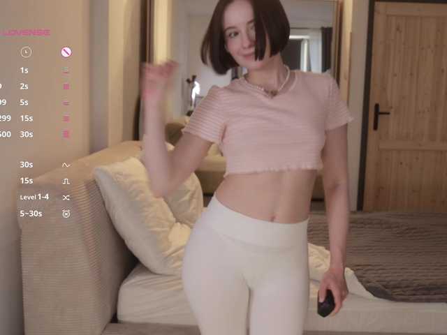 -femaleessence- live sex