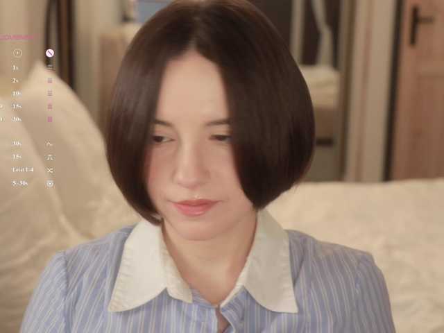 -FemaleEssence-'s BongaCams show and profile