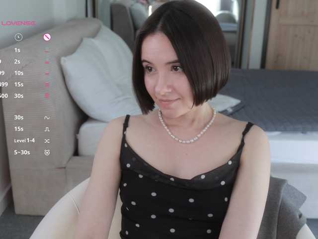 -FemaleEssence-