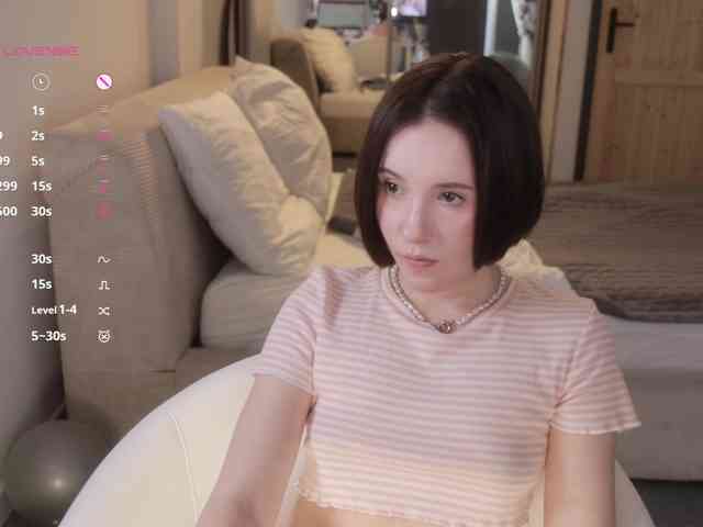 -FemaleEssence- Sex Cam Show