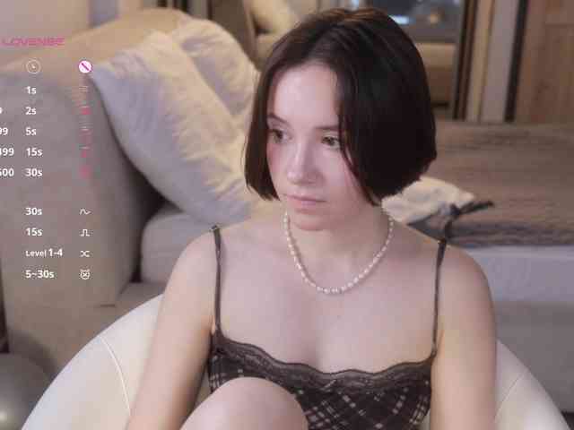 -FemaleEssence- Sex Cam Show