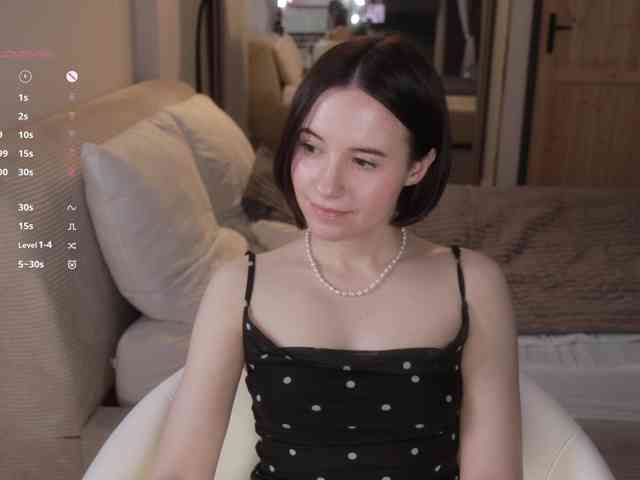 MissEssie webcam