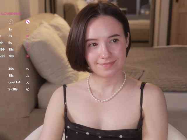 MissEssie webcam