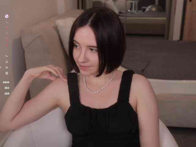 MissEssie webcam