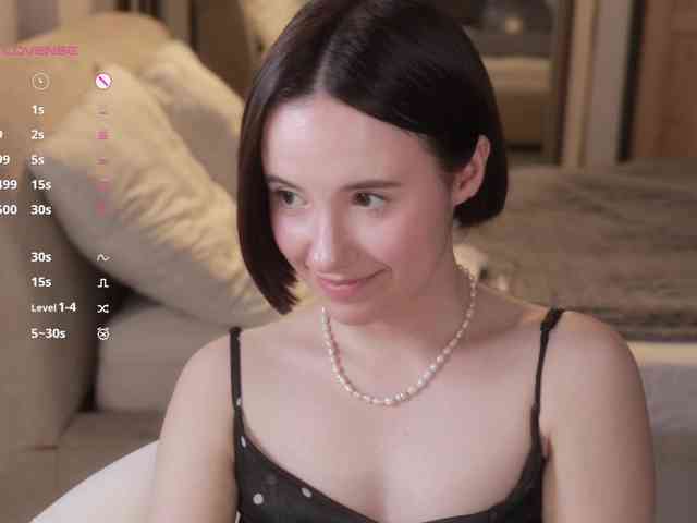 -FemaleEssence- Sex Cam Show