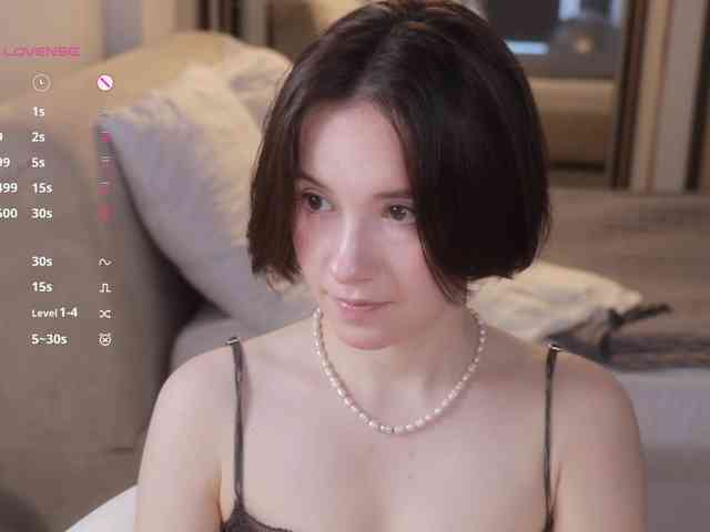 -FemaleEssence- Sex Cam Show