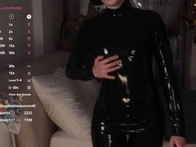 MissEssie webcam