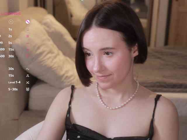 -FemaleEssence- Sex Cam Show