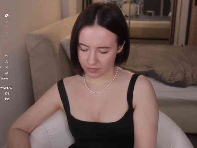 MissEssie webcam