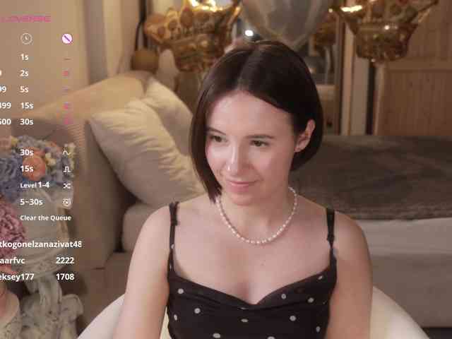 MissEssie webcam