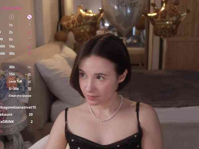 MissEssie webcam