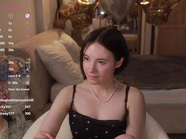 MissEssie webcam