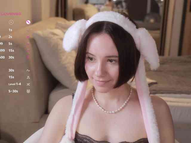 -FemaleEssence- Sex Cam Show