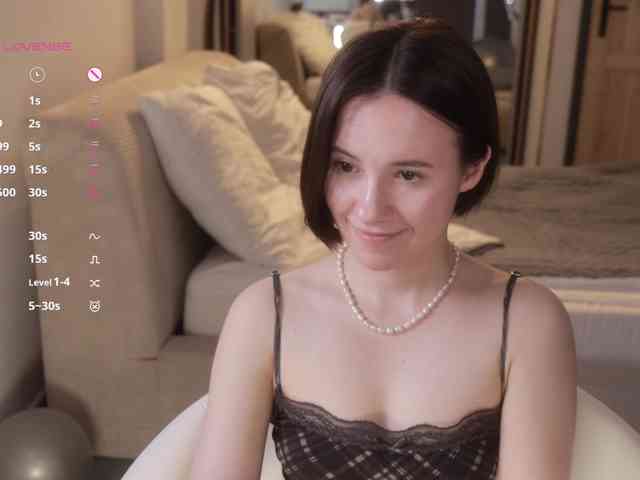 -FemaleEssence- Sex Cam Show
