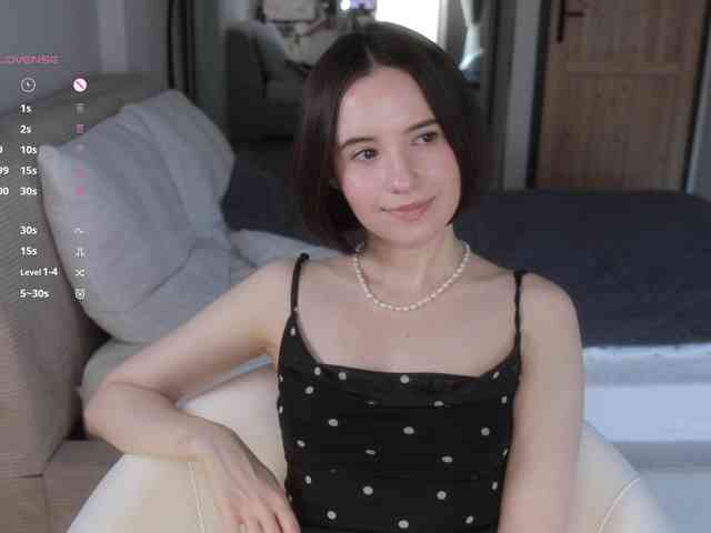 MissEssie webcam
