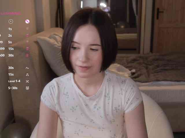 MissEssie webcam