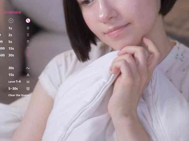 -FemaleEssence-