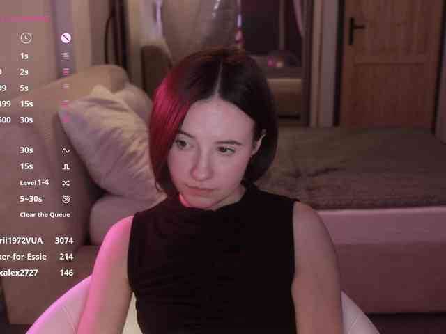 MissEssie webcam