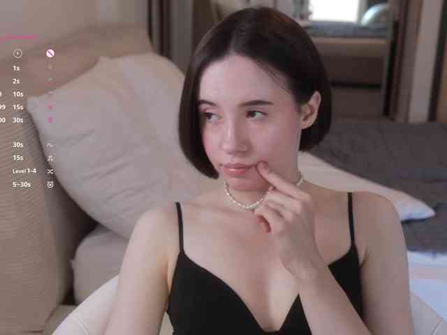 MissEssie webcam