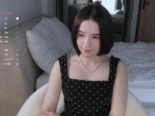 MissEssie webcam