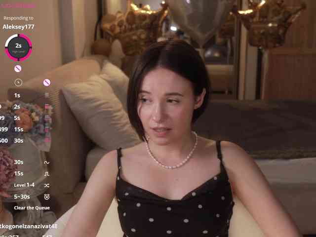 MissEssie webcam