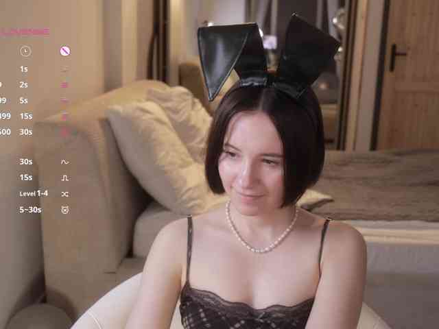 MissEssie webcam