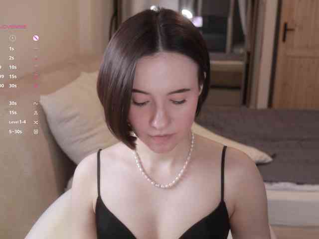 MissEssie webcam