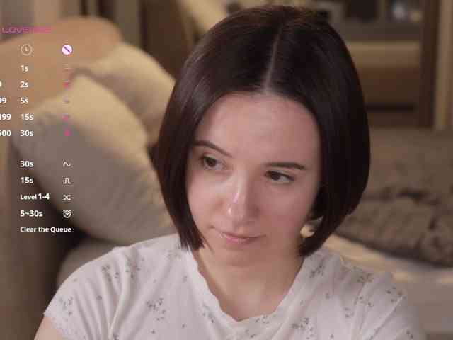 Модель: MissEssie