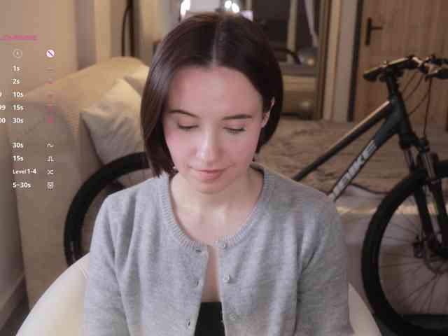MissEssie webcam