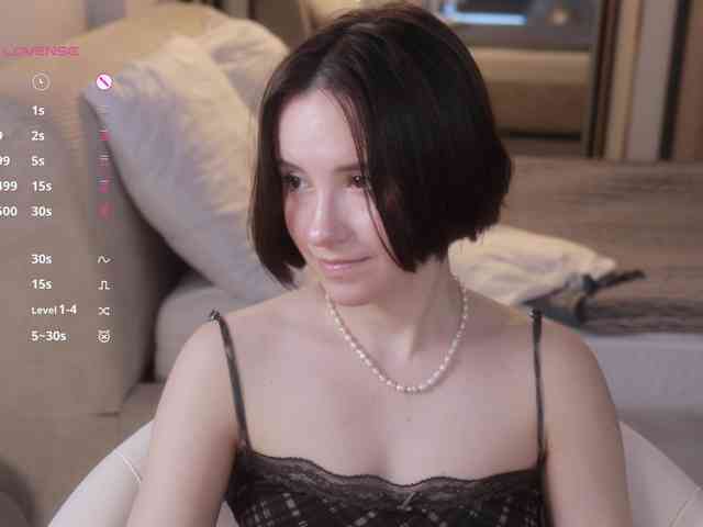 -FemaleEssence- Sex Cam Show