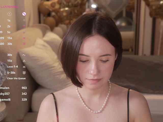 MissEssie webcam
