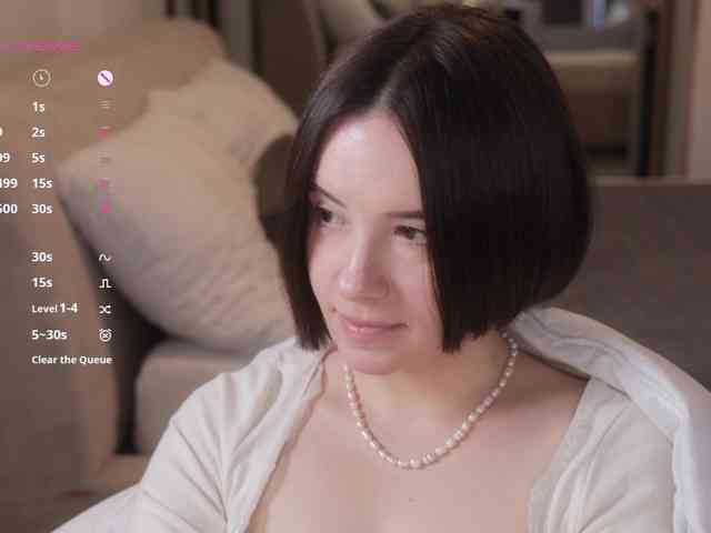 -FemaleEssence-