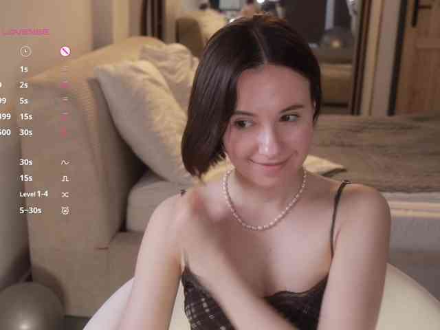 -FemaleEssence- Sex Cam Show