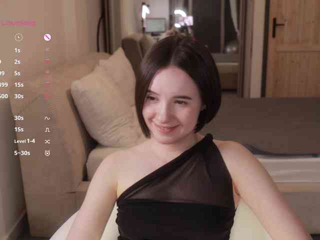 MissEssie webcam