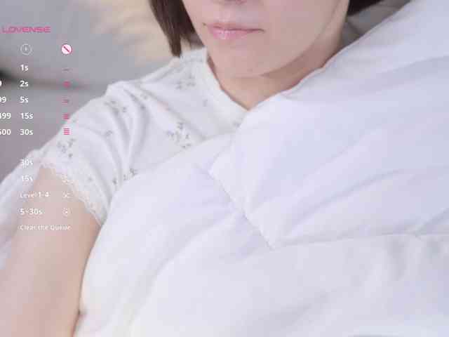 -FemaleEssence-