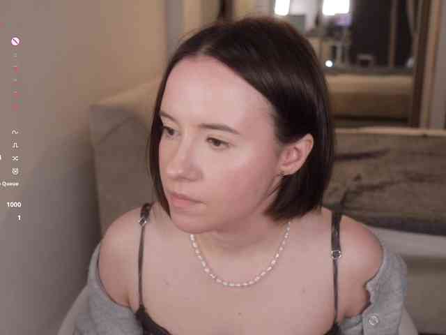MissEssie webcam