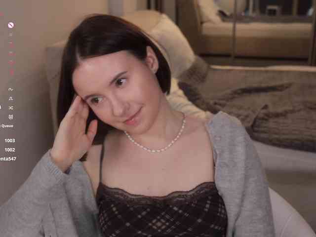 MissEssie webcam
